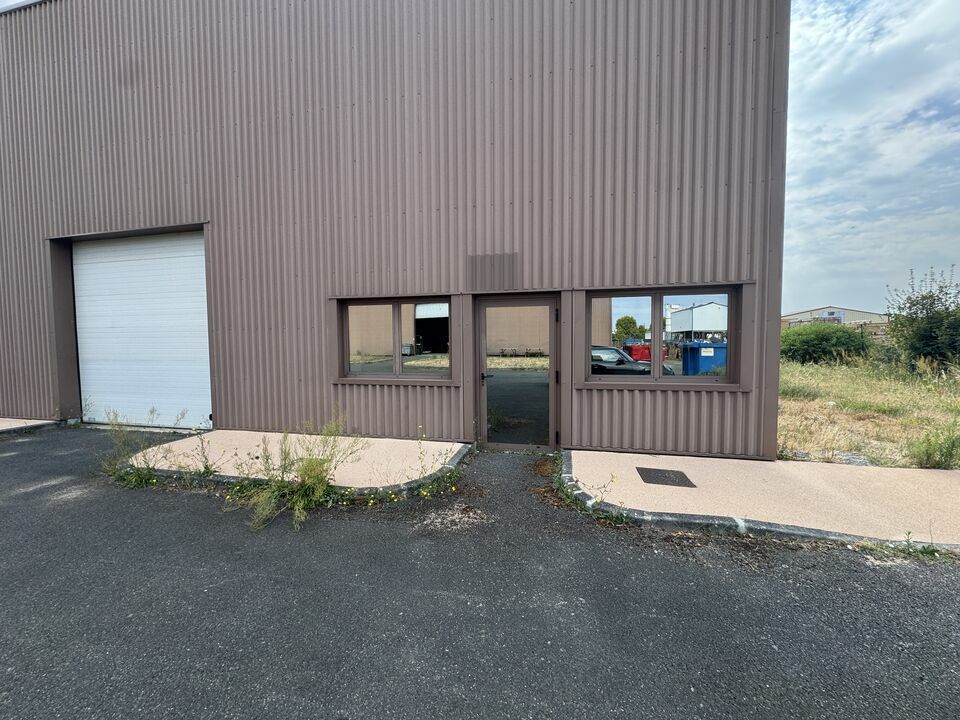 ARTHUR LOYD TOURS LOCATION-LOCAL D'ACTIVITE-MONTLOUIS_SUR_LOIRE-37
