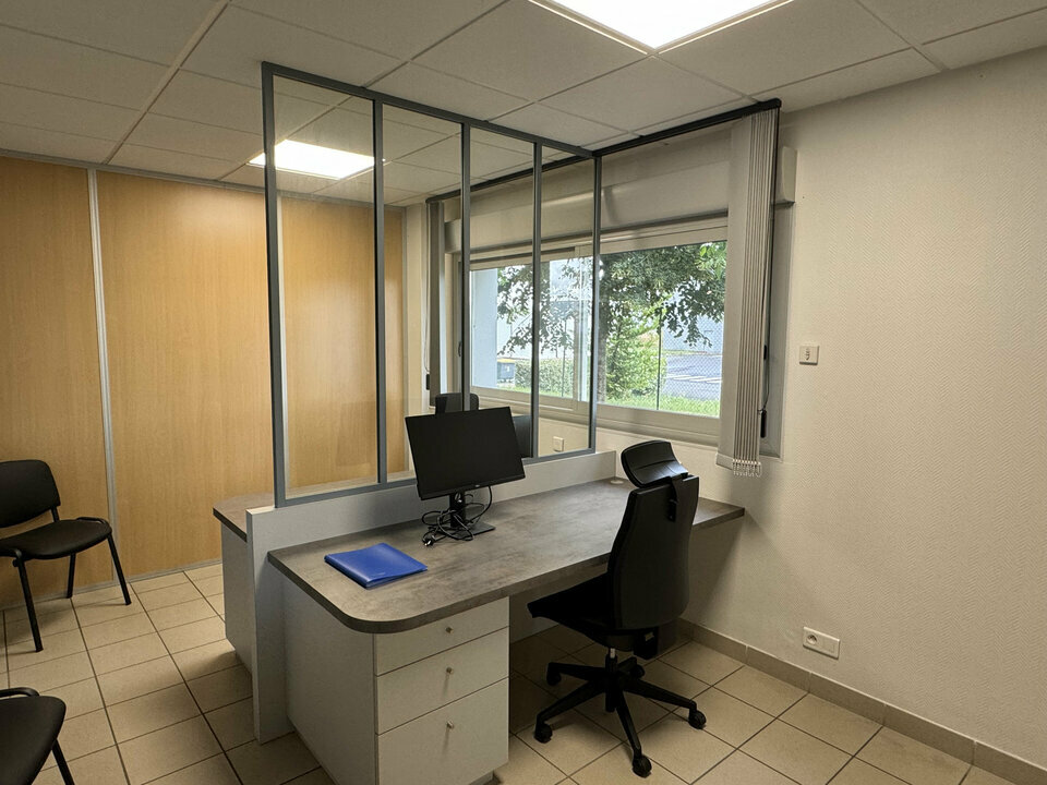 ARTHUR LOYD TOURS LOCATION-BUREAUX-PARCAY_MESLAY-37