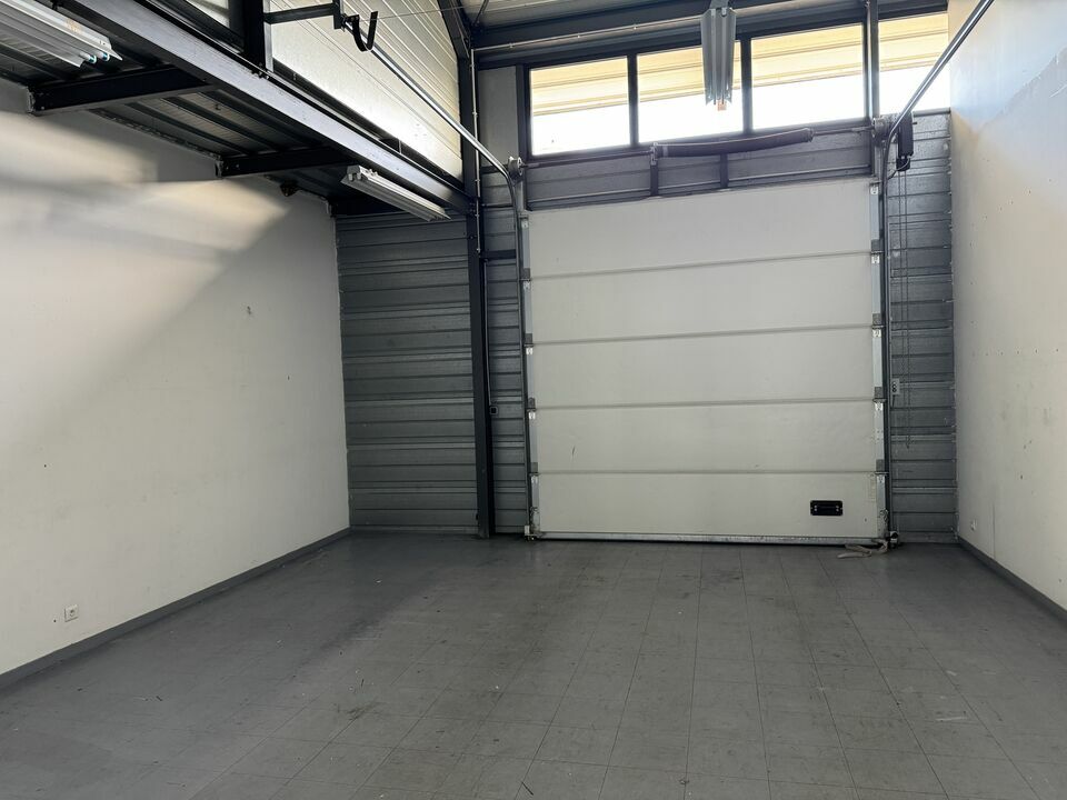 ARTHUR LOYD TOURS LOCATION-LOCAL D'ACTIVITE-SAINT_CYR_SUR_LOIRE-37