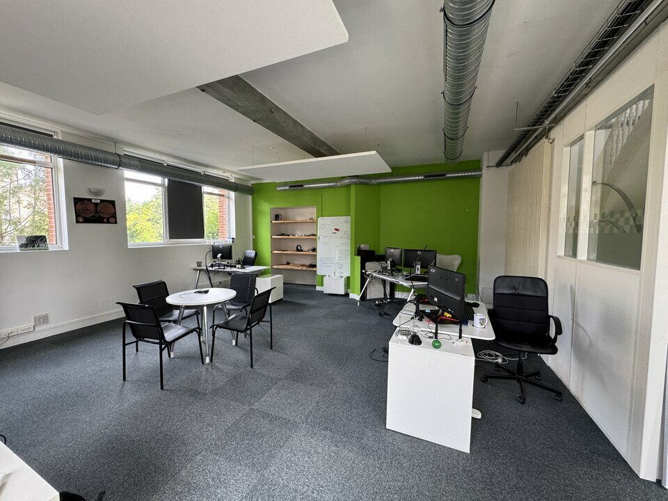 ARTHUR LOYD TOURS LOCATION-BUREAUX-TOURS-37