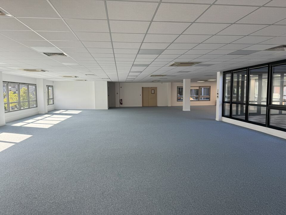 ARTHUR LOYD TOURS LOCATION-BUREAUX-TOURS-37