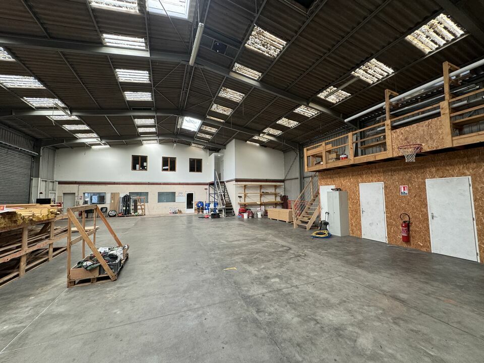 ARTHUR LOYD TOURS LOCATION-LOCAL D'ACTIVITE-SAINT_PIERRE_DES_CORPS-37