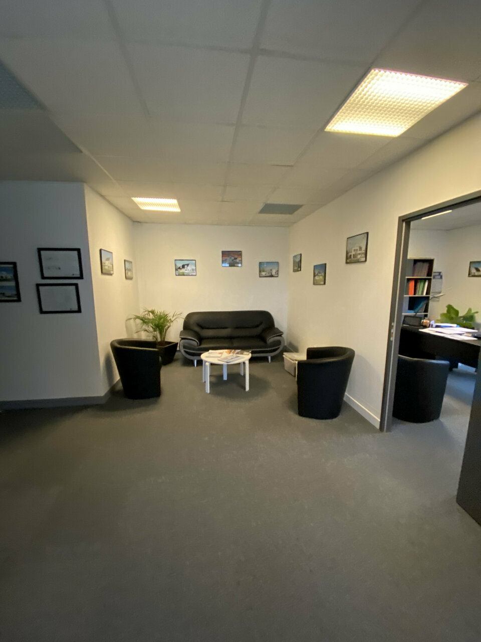ARTHUR LOYD TOURS LOCATION-BUREAUX-TOURS-37