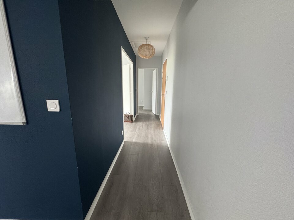 ARTHUR LOYD TOURS LOCATION-BUREAUX-TOURS-37