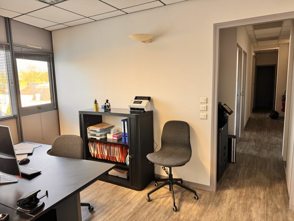 ARTHUR LOYD TOURS LOCATION-BUREAUX-TOURS-37