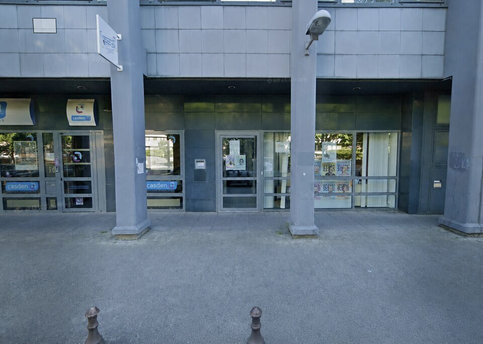 ARTHUR LOYD TOURS LOCATION-BUREAUX-TOURS-37