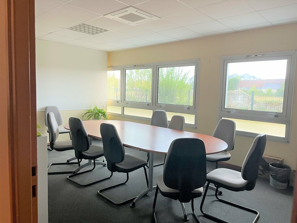 ARTHUR LOYD TOURS LOCATION-BUREAUX-TOURS-37