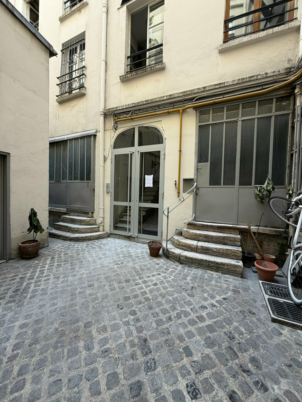 LZR - LA ZONE DE RECHERCHE LOCATION-BUREAUX-PARIS-75