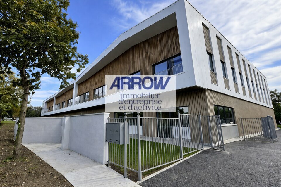 ARROW IMMOBILIER NANTES VENTE-LOCAL D'ACTIVITE-CARQUEFOU-44