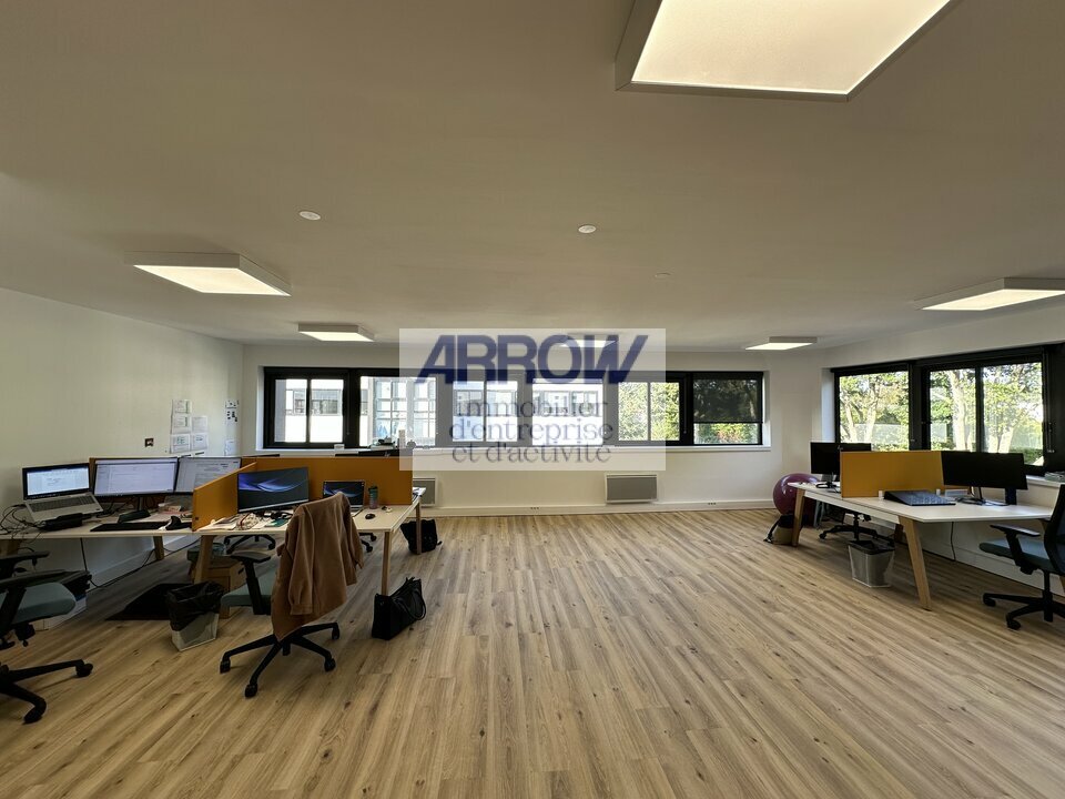 ARROW IMMOBILIER NANTES LOCATION-BUREAUX-ORVAULT-44