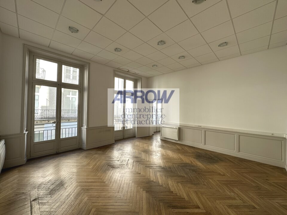 ARROW IMMOBILIER NANTES LOCATION-BUREAUX-NANTES-44