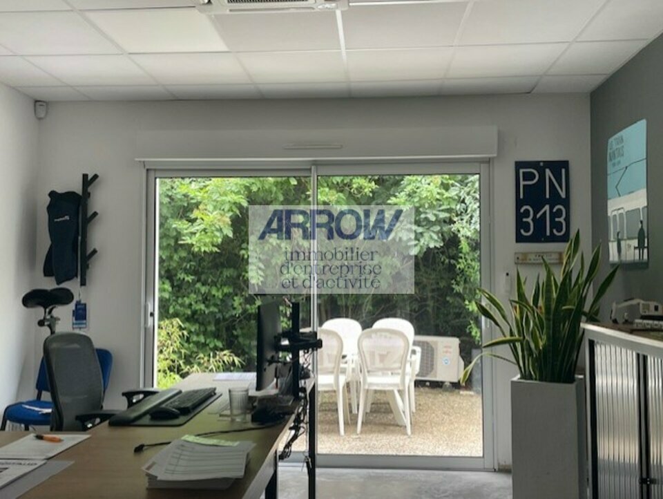 ARROW IMMOBILIER NANTES LOCATION-ENTREPOT-GRANDCHAMP-DES-FONTAINES-44