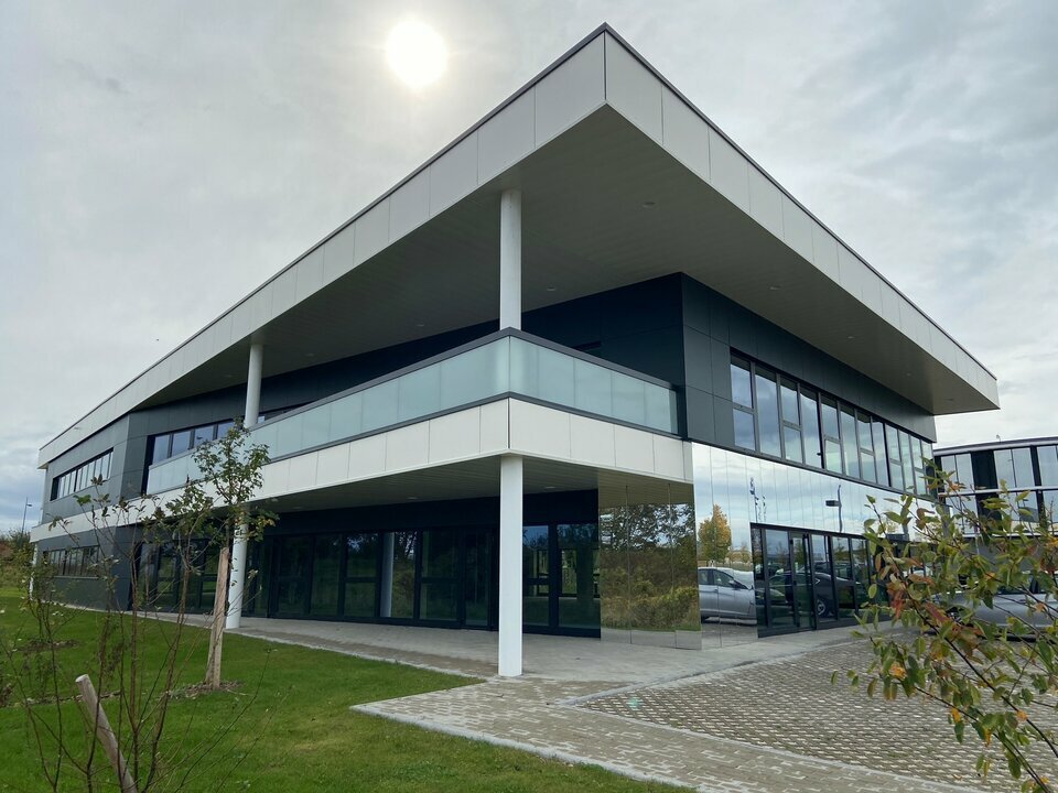 IMPACT CBRE LOCATION-BUREAUX-SAINTE_SAVINE-10