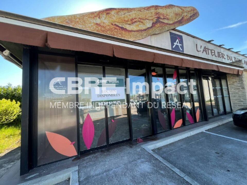 IMPACT CBRE LOCATION-LOCAL COMMERCIAL-CHENOVE-21