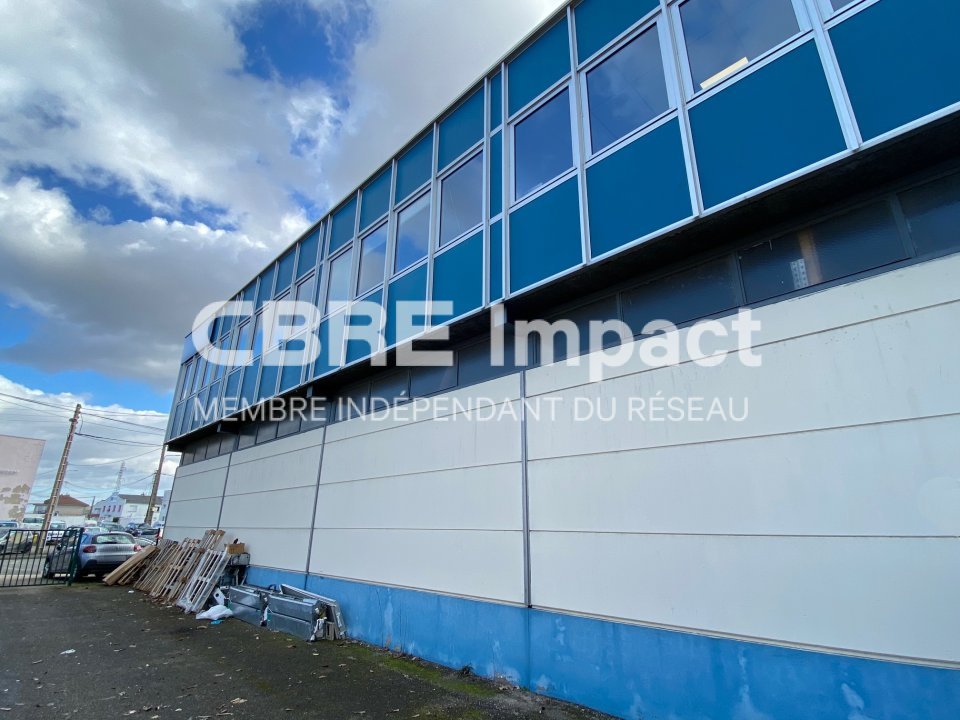 IMPACT CBRE LOCATION-LOCAL D'ACTIVITE-CHENOVE-21