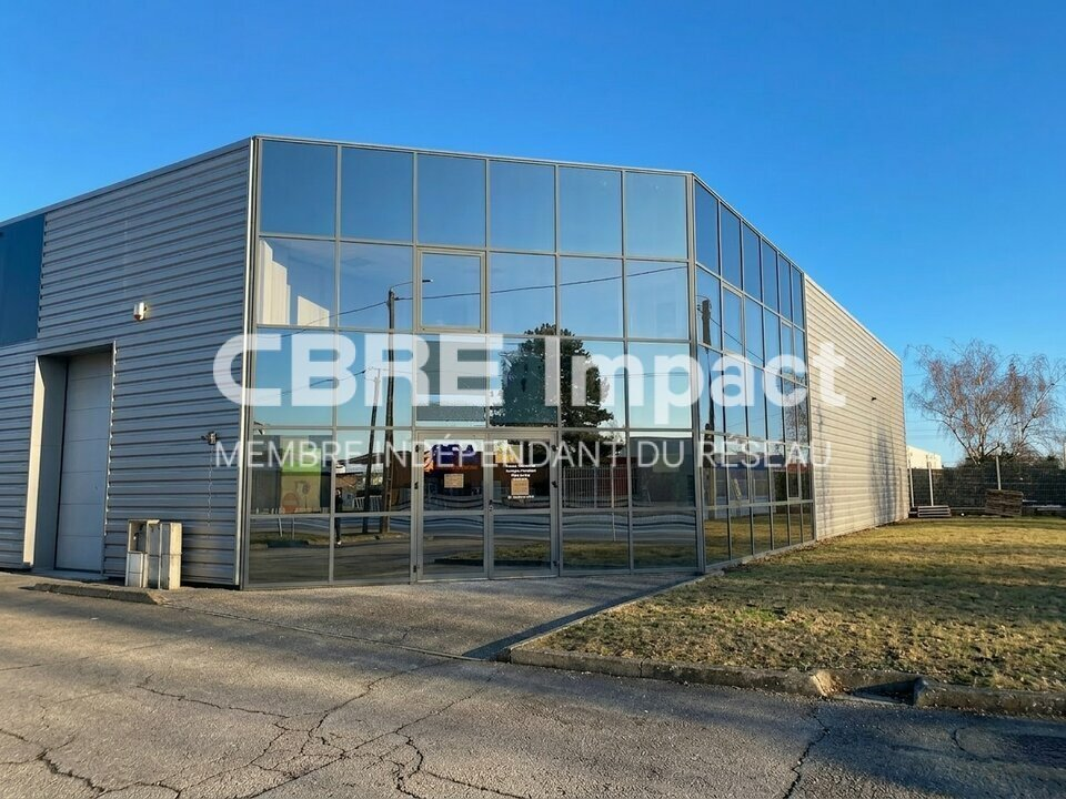 IMPACT CBRE LOCATION-LOCAL D'ACTIVITE-CHENOVE-21