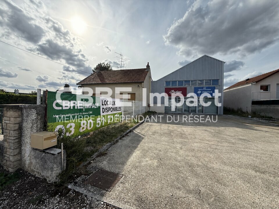 IMPACT CBRE LOCATION-LOCAL COMMERCIAL-CHENOVE-21