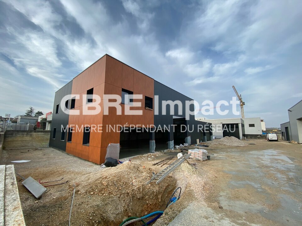 IMPACT CBRE LOCATION-LOCAL D'ACTIVITE-FONTAINE_LES_DIJON-21
