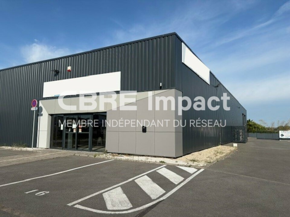 IMPACT CBRE LOCATION-LOCAL COMMERCIAL-CORMONTREUIL-51