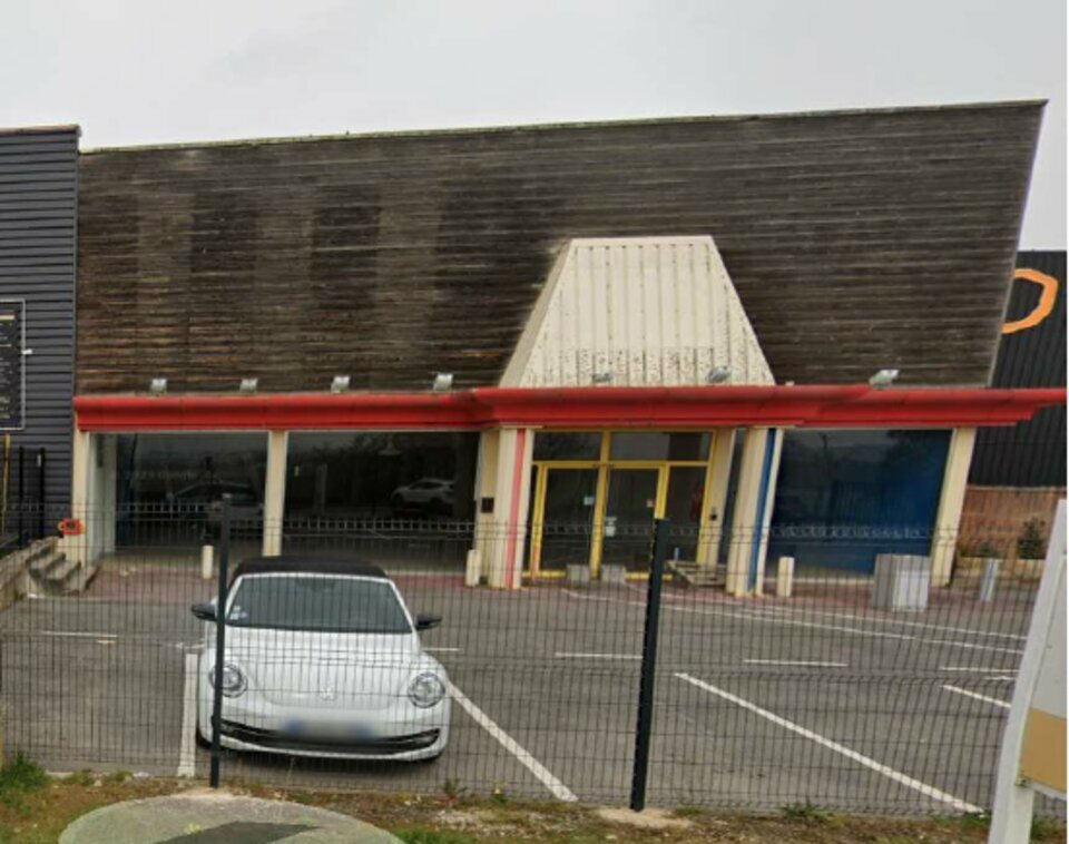 IMPACT CBRE LOCATION-LOCAL COMMERCIAL-TINQUEUX-51