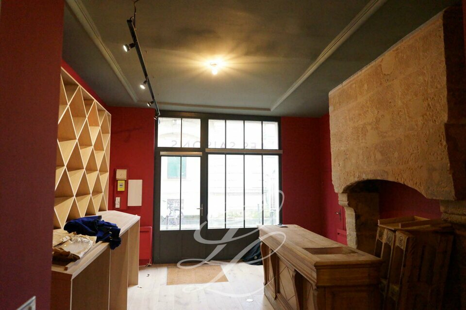 IEL TOURS LOCATION-LOCAL COMMERCIAL-TOURS-37