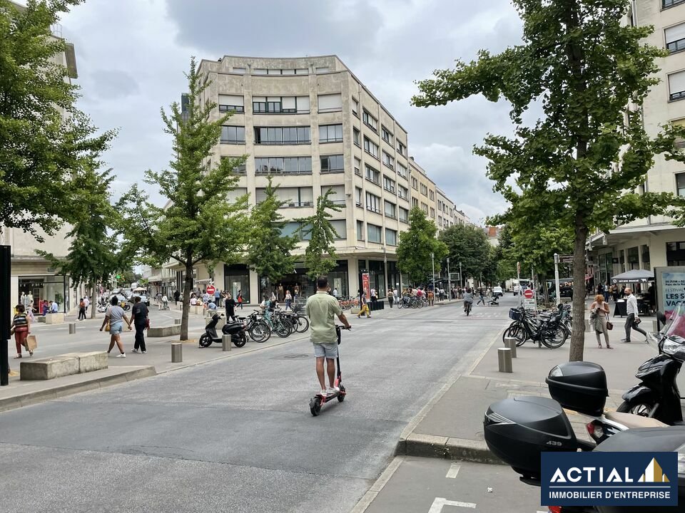 ACTIAL IMMOBILIER LOCATION-LOCAL COMMERCIAL-NANTES-44