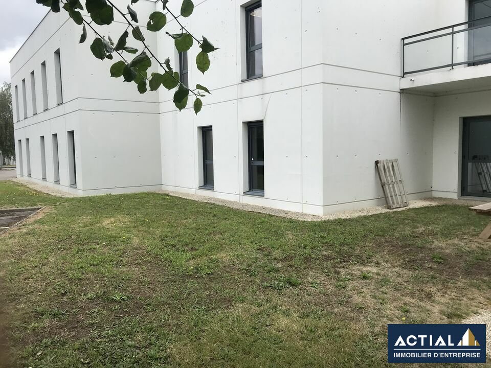 ACTIAL IMMOBILIER LOCATION-BUREAUX-LA_CHAPELLE_SUR_ERDRE-44