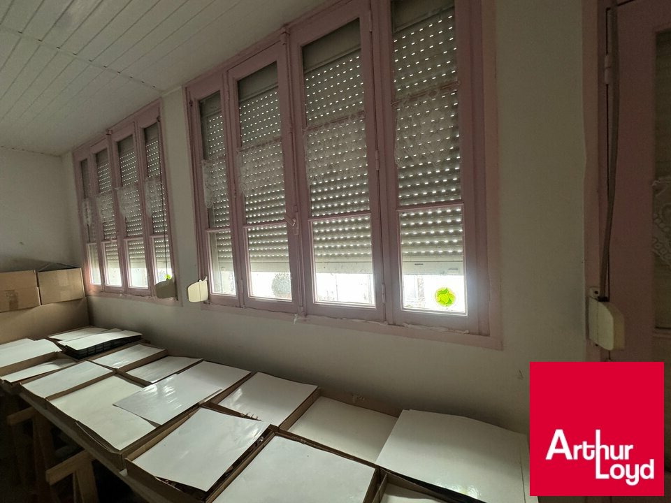 ARTHUR LOYD BIARRITZ CESSION-LOCAL COMMERCIAL-DAX-40