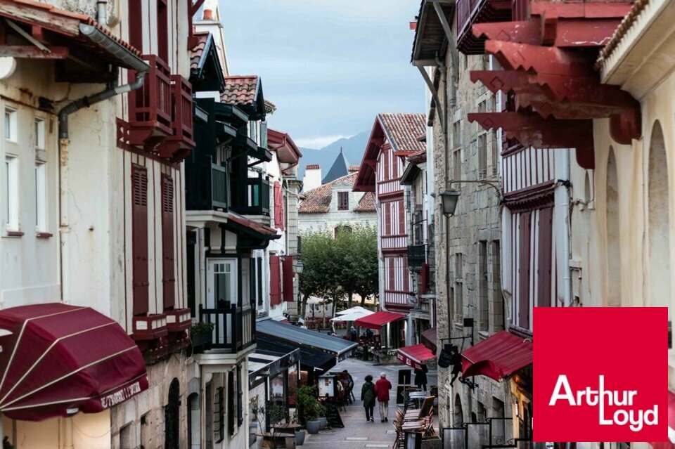 ARTHUR LOYD BIARRITZ CESSION-LOCAL COMMERCIAL-SAINT_JEAN_DE_LUZ-64