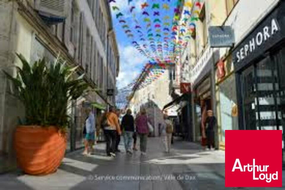 ARTHUR LOYD BIARRITZ LOCATION-LOCAL COMMERCIAL-DAX-40
