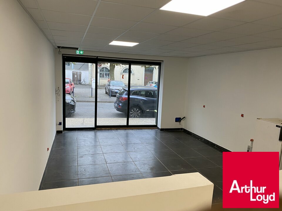 ARTHUR LOYD BIARRITZ LOCATION-LOCAL COMMERCIAL-DAX-40
