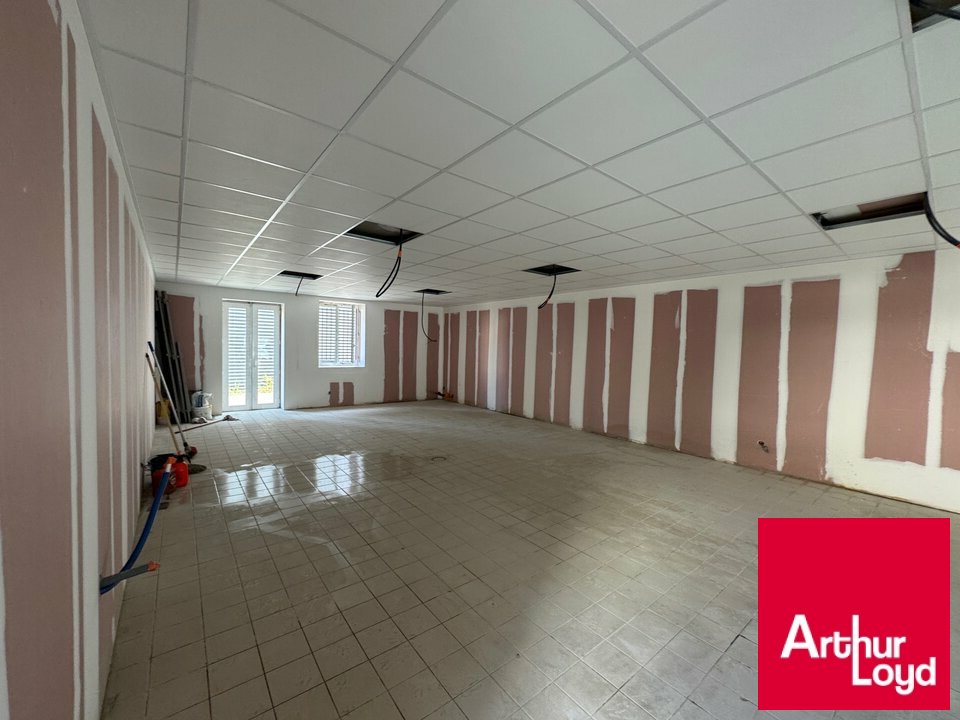 ARTHUR LOYD BIARRITZ LOCATION-LOCAL COMMERCIAL-DAX-40