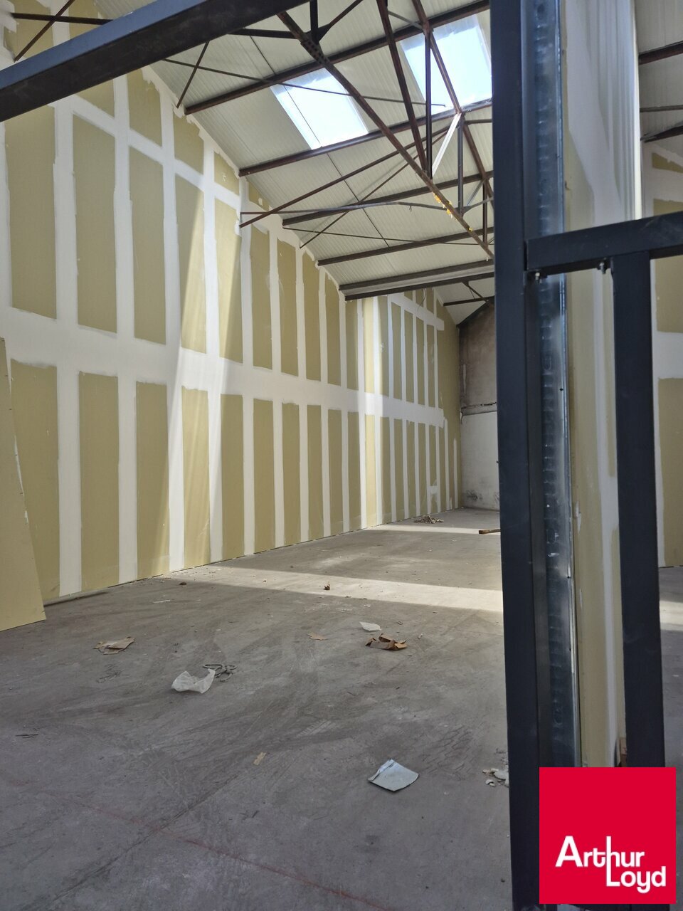 ARTHUR LOYD BIARRITZ VENTE-LOCAL D'ACTIVITE-BAYONNE-64