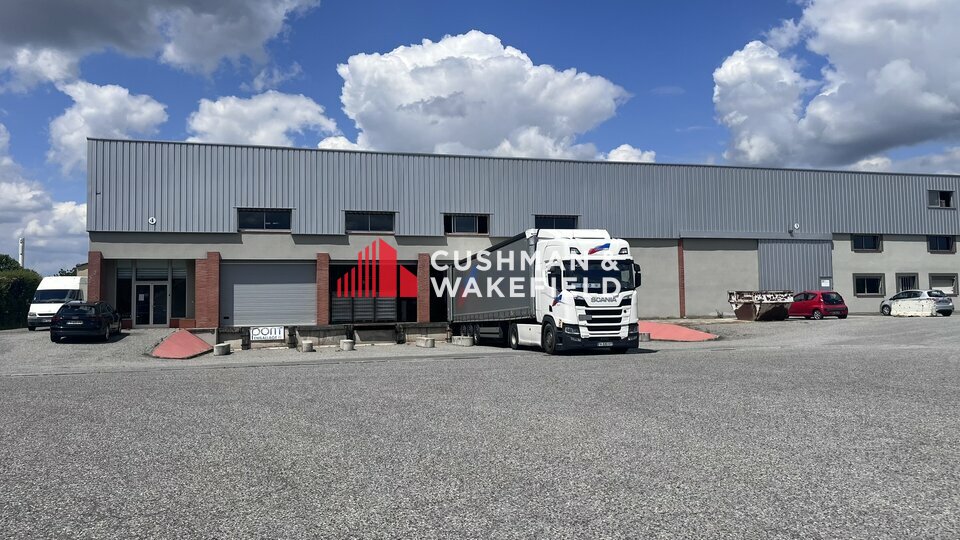 CUSHMAN WAKEFIELD TOULOUSE LOCATION-ENTREPOT-SAINT-ALBAN-31