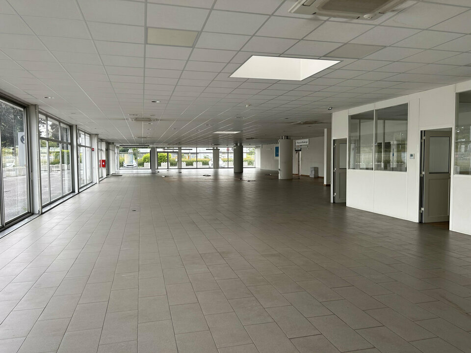 ARTHUR LOYD ALSACE VENTE-LOCAL COMMERCIAL-HUNINGUE-68