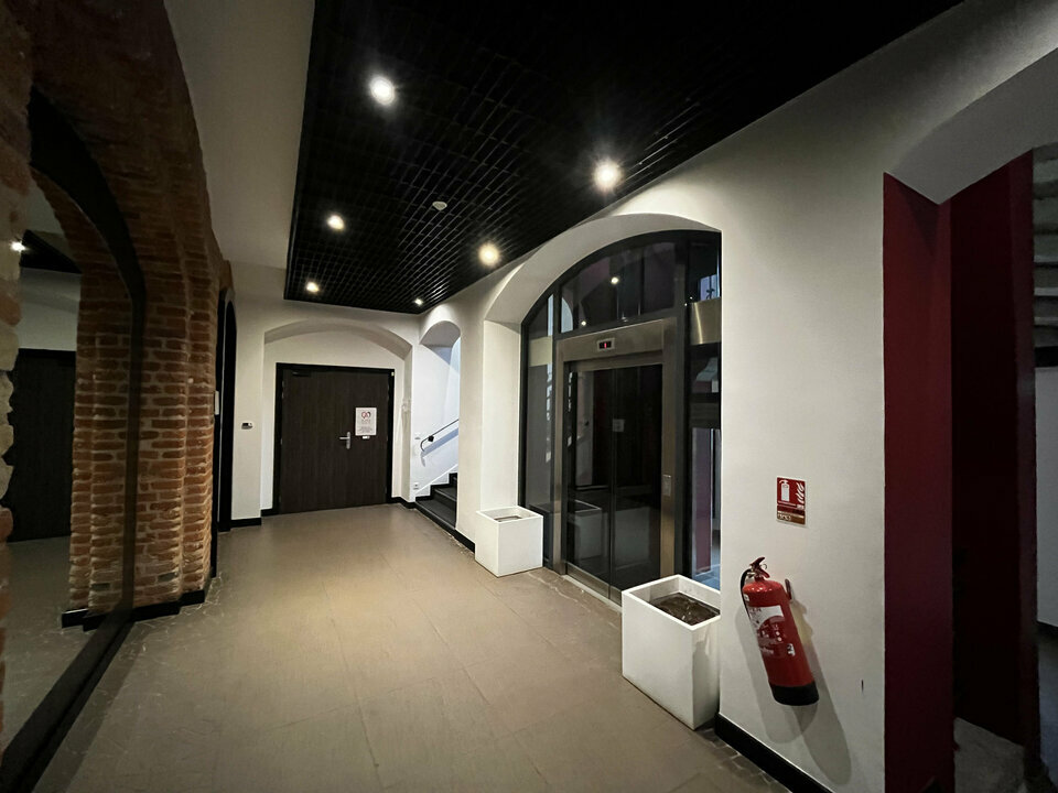 ARTHUR LOYD ALSACE LOCATION-BUREAUX-COLMAR-68