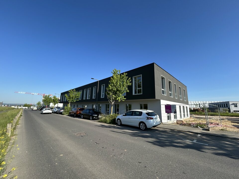 ARTHUR LOYD LORRAINE  VENTE-BUREAUX-ARS_LAQUENEXY-57