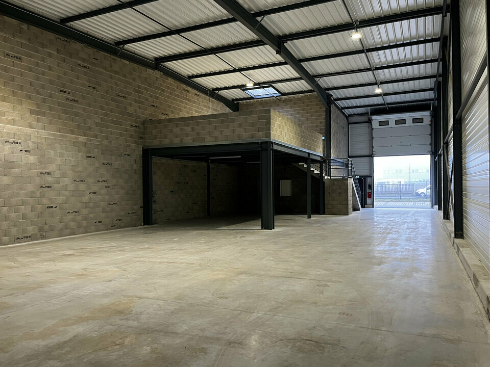 ARTHUR LOYD ALSACE VENTE-LOCAL D'ACTIVITE-SOUFFELWEYERSHEIM-67