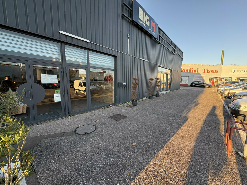 ARTHUR LOYD LORRAINE  LOCATION-LOCAL COMMERCIAL-SARREGUEMINES-57