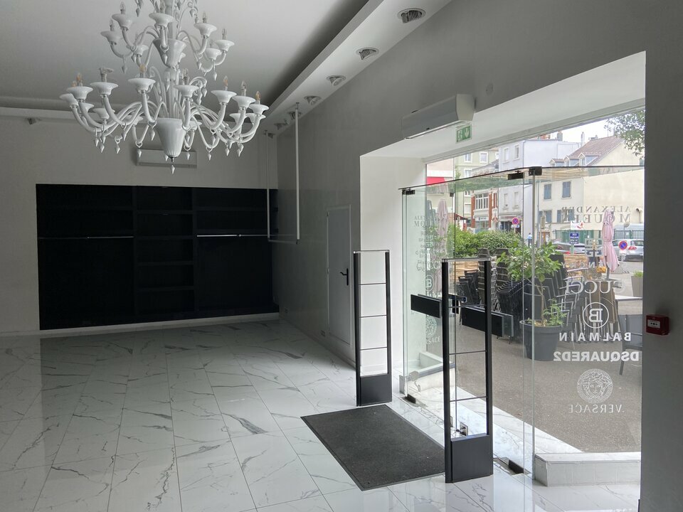 ARTHUR LOYD ALSACE LOCATION-LOCAL COMMERCIAL-MULHOUSE-68