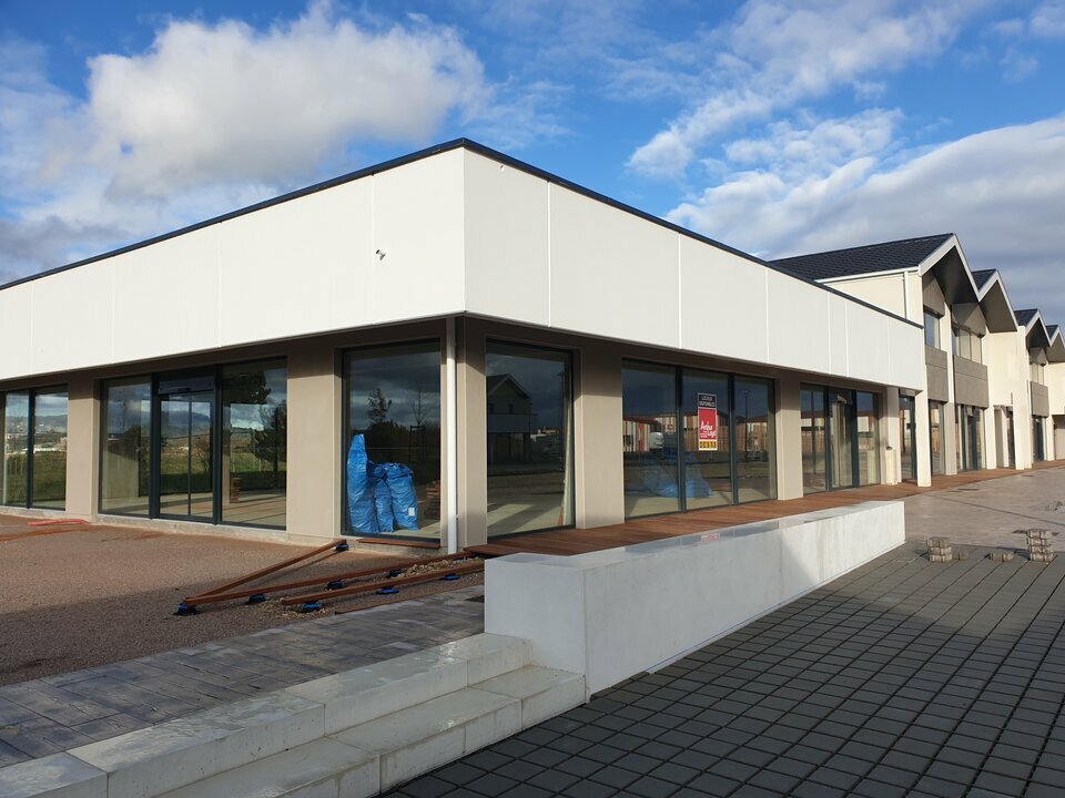 ARTHUR LOYD LORRAINE  LOCATION-LOCAL COMMERCIAL-TOMBLAINE-54