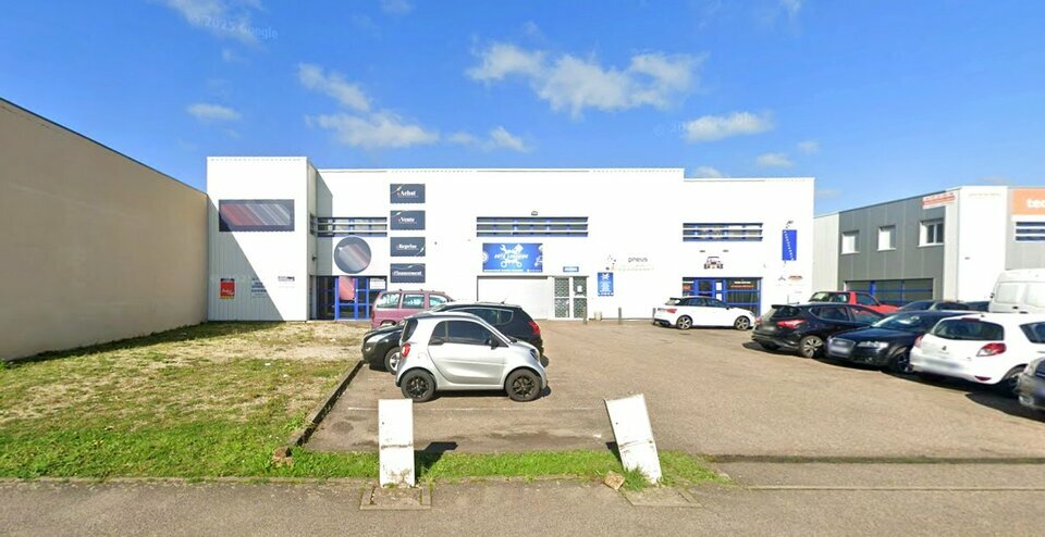 ARTHUR LOYD LORRAINE  LOCATION-LOCAL COMMERCIAL-PULNOY-54