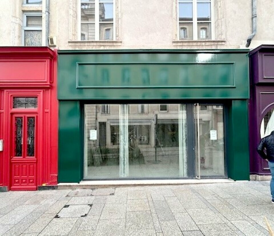 ARTHUR LOYD LORRAINE  LOCATION-LOCAL COMMERCIAL-NANCY-54