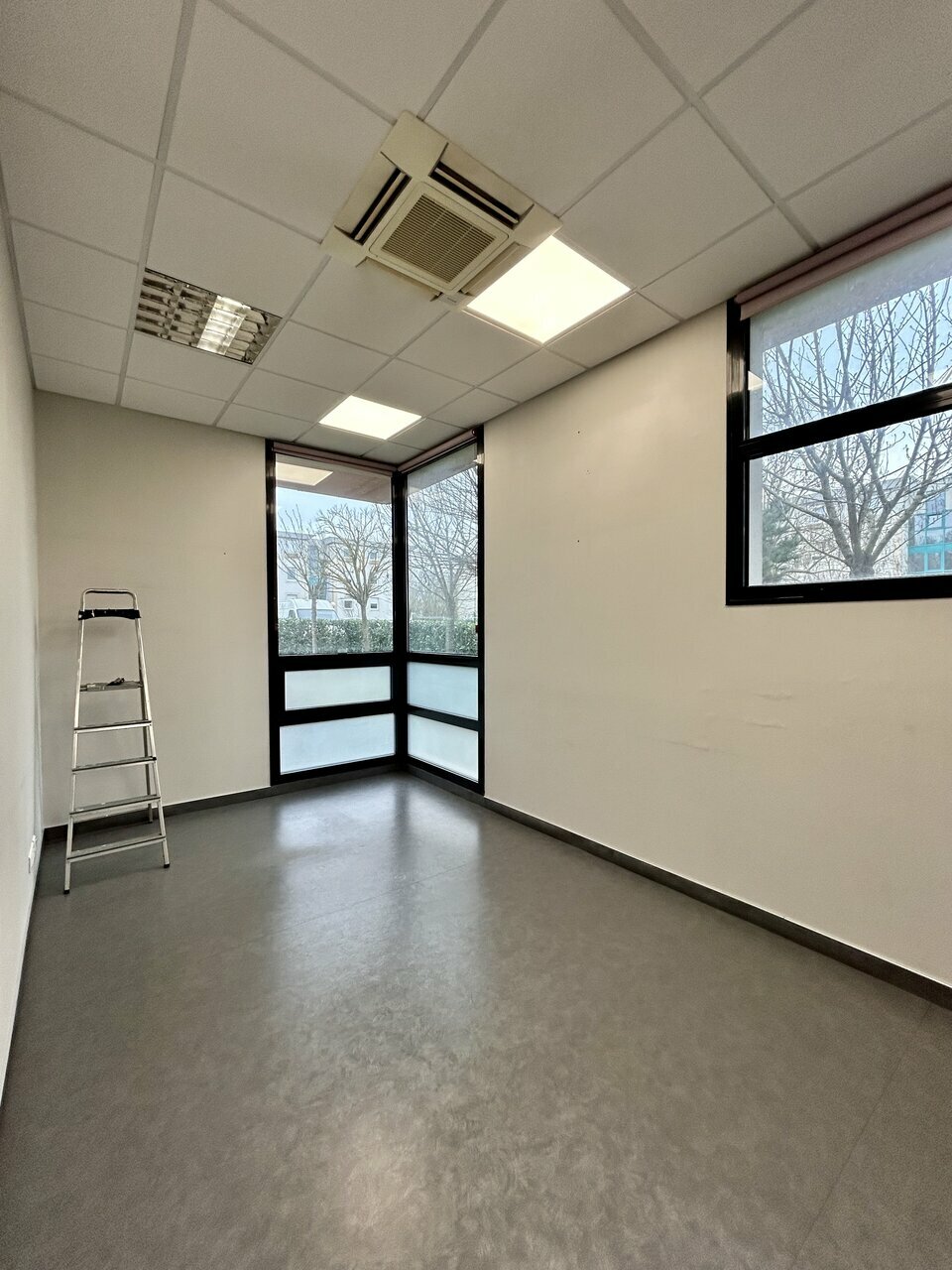 ARTHUR LOYD LORRAINE  LOCATION-BUREAUX-METZ-57