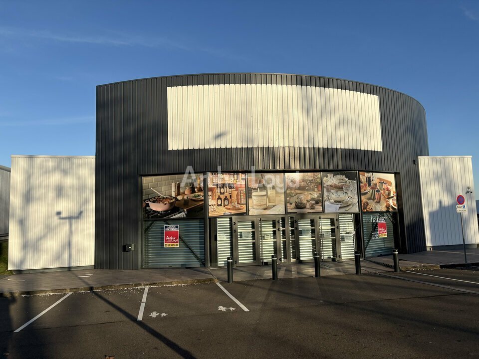 ARTHUR LOYD ALSACE LOCATION-LOCAL COMMERCIAL-VENDENHEIM-67