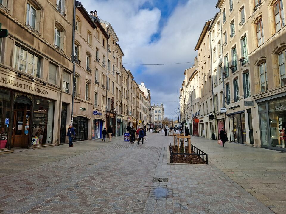 RETAIL PREMIUM CESSION-LOCAL COMMERCIAL-NANCY-54