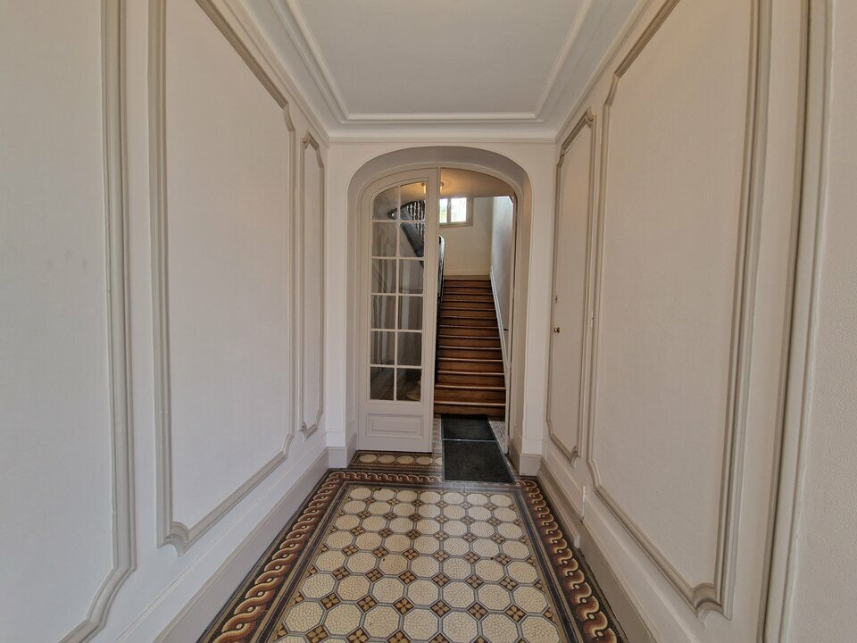 RETAIL PREMIUM LOCATION-LOCAL COMMERCIAL-NANCY-54