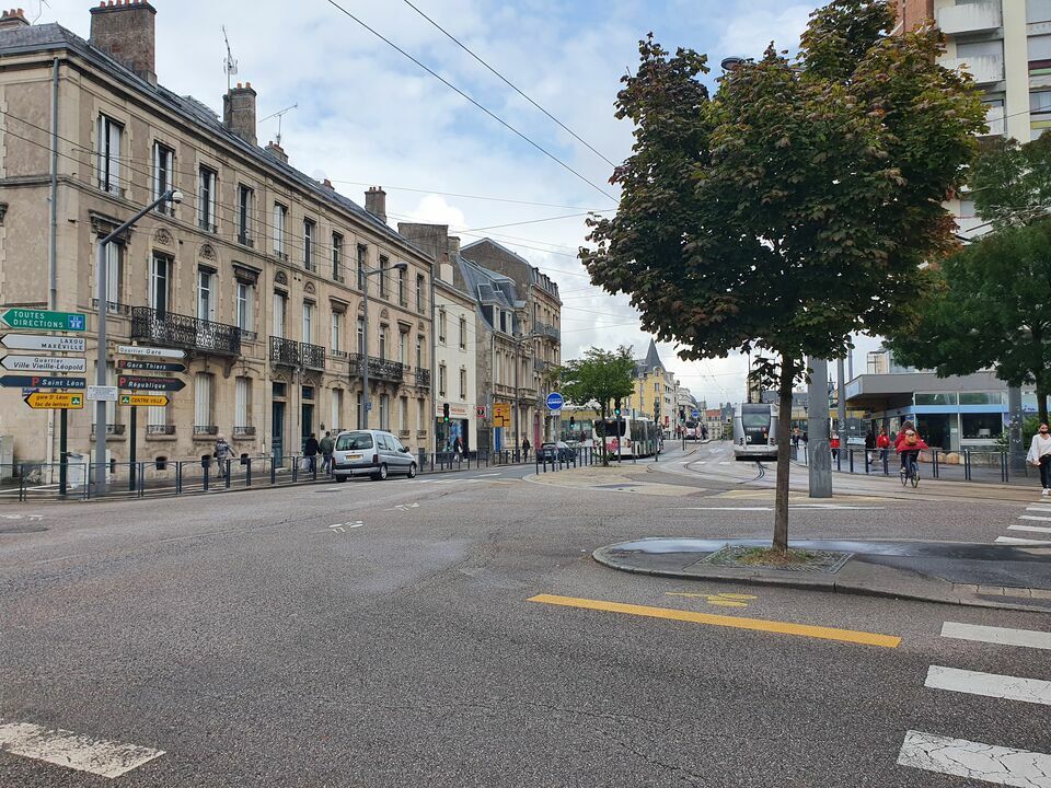 RETAIL PREMIUM VENTE-LOCAL COMMERCIAL-NANCY-54