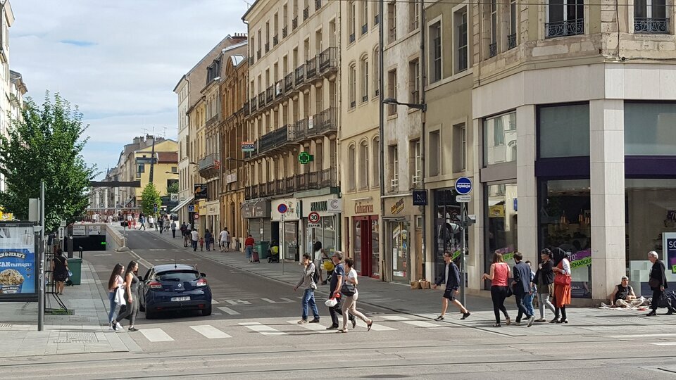 RETAIL PREMIUM VENTE-LOCAL COMMERCIAL-NANCY-54