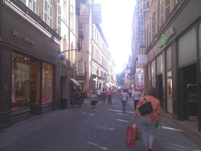 RETAIL PREMIUM CESSION-LOCAL COMMERCIAL-METZ-57